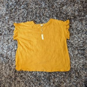 3xl ruffle sleeve top